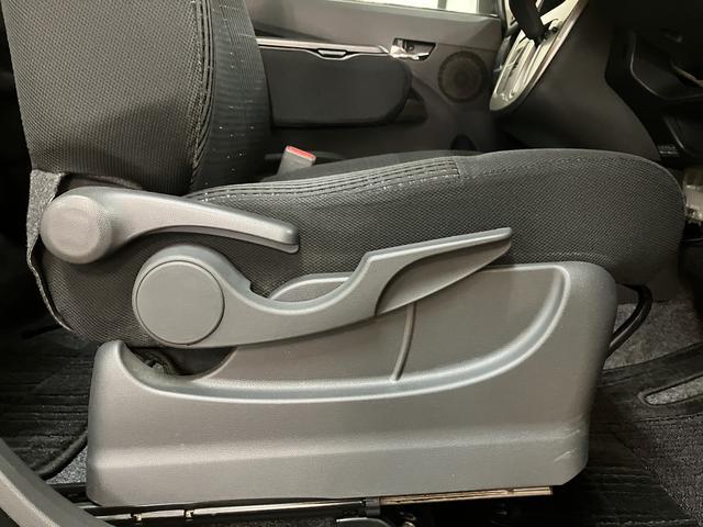 ムーヴカスタム RS 純正ナビ/ETC/ターボ車/平成25年式/走行2.8万キロ/車検整備付き/ターボ車/純正ナビ(NSZN−W63D)/CD/DVD/Bluetooth/フルセグ/USB/ETC/革巻きステアリング/アルミホイール/LEDヘッド(大阪府)の中古車