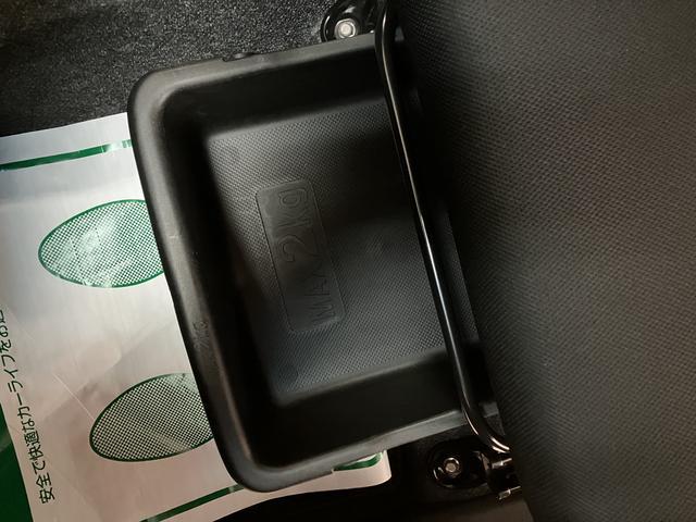 ムーヴカスタム RS 純正ナビ/ETC/ターボ車/平成25年式/走行2.8万キロ/車検整備付き/ターボ車/純正ナビ(NSZN−W63D)/CD/DVD/Bluetooth/フルセグ/USB/ETC/革巻きステアリング/アルミホイール/LEDヘッド(大阪府)の中古車