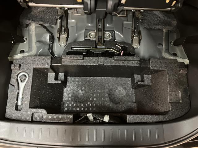 ムーヴカスタム RS 純正ナビ/ETC/ターボ車/平成25年式/走行2.8万キロ/車検整備付き/ターボ車/純正ナビ(NSZN−W63D)/CD/DVD/Bluetooth/フルセグ/USB/ETC/革巻きステアリング/アルミホイール/LEDヘッド(大阪府)の中古車