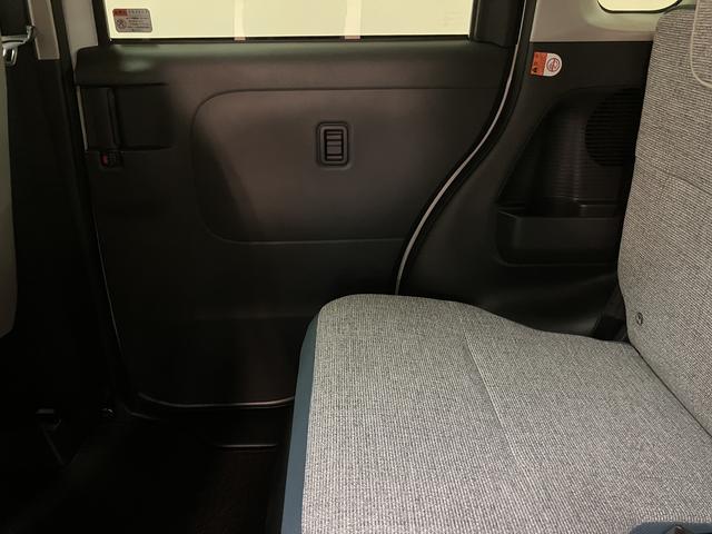 ムーヴキャンバスストライプスＧ　２５年モデル純正ナビ／バックカメラ令和７年式／走行３９キロ／２５年モデル純正ナビ／ＣＤ／ＤＶＤ／Ｂｌｕｅｔｏｏｔｈ／フルセグ／バックカメラ／前後ドラレコ／両側パワースライドドア／キーフリー／衝突軽減ブレーキ／ＬＥＤヘッドライト（大阪府）の中古車