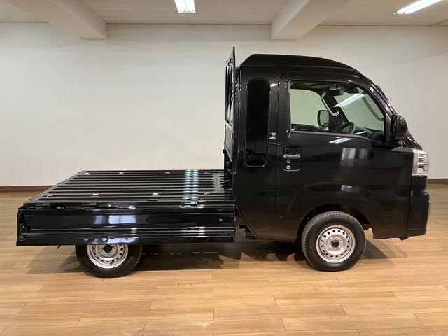 ハイゼットトラックジャンボエクストラ／９インチディスプレイオーディオ新車保証継承／令和７年式／走行５ｋｍ／９インチディスプレイオーディオ／バックカメラ／ＬＥＤヘッドライト・フォグランプ／キーフリー／電動格納ドアミラー／パワーウィンドウ（大阪府）の中古車