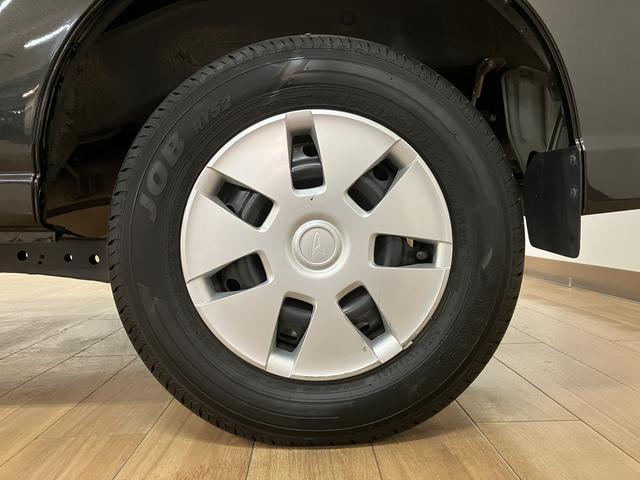 ハイゼットカーゴデッキバンＧ　ＳＡIII　　ＣＤステレオ／車検整備付き令和３年式／走行８．３万キロ／車検整備付き／ＣＤステレオ（ＣＵＫ−Ｗ６９Ｄ）／キーレスエントリー／ＬＥＤヘッドライト／フォグランプ／電動格納式ドアミラー／パワーウィンド／（大阪府）の中古車