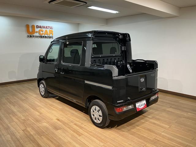 ハイゼットカーゴデッキバンＧ　ＳＡIII　　ＣＤステレオ／車検整備付き令和３年式／走行８．３万キロ／車検整備付き／ＣＤステレオ（ＣＵＫ−Ｗ６９Ｄ）／キーレスエントリー／ＬＥＤヘッドライト／フォグランプ／電動格納式ドアミラー／パワーウィンド／（大阪府）の中古車