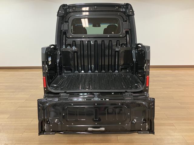 ハイゼットカーゴデッキバンＧ　ＳＡIII　　ＣＤステレオ／車検整備付き令和３年式／走行８．３万キロ／車検整備付き／ＣＤステレオ（ＣＵＫ−Ｗ６９Ｄ）／キーレスエントリー／ＬＥＤヘッドライト／フォグランプ／電動格納式ドアミラー／パワーウィンド／（大阪府）の中古車