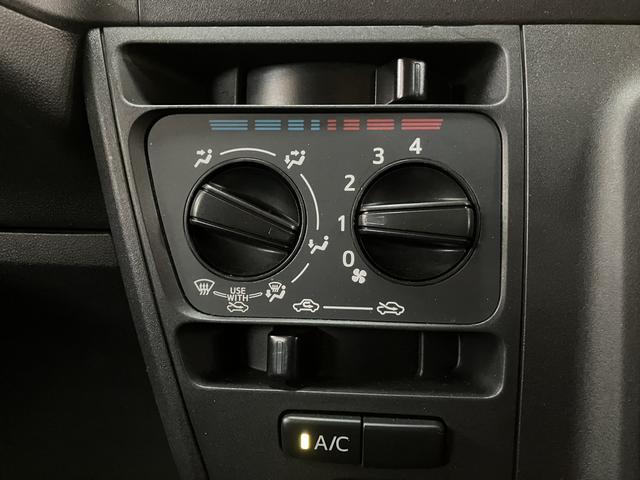 ハイゼットカーゴデッキバンＧ　ＳＡIII　　ＣＤステレオ／車検整備付き令和３年式／走行８．３万キロ／車検整備付き／ＣＤステレオ（ＣＵＫ−Ｗ６９Ｄ）／キーレスエントリー／ＬＥＤヘッドライト／フォグランプ／電動格納式ドアミラー／パワーウィンド／（大阪府）の中古車