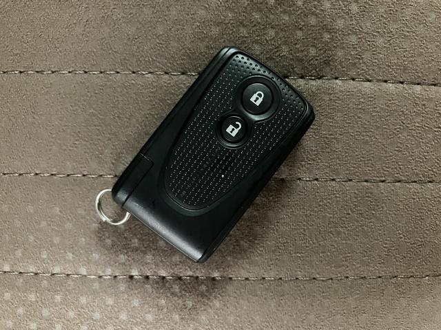 ミラココアココアプラスXスペシャルコーデスマトセレクションSN平成26年式・走行距離5.2万キロ・ナビ(ワンセグ)・バックカメラ・ETC車載器・オートエアコン・アイドリングストップ・運転席シートリフター・スペアタイヤ・ハロゲンライト・カードキー1個・フォグランプ(大阪府)の中古車