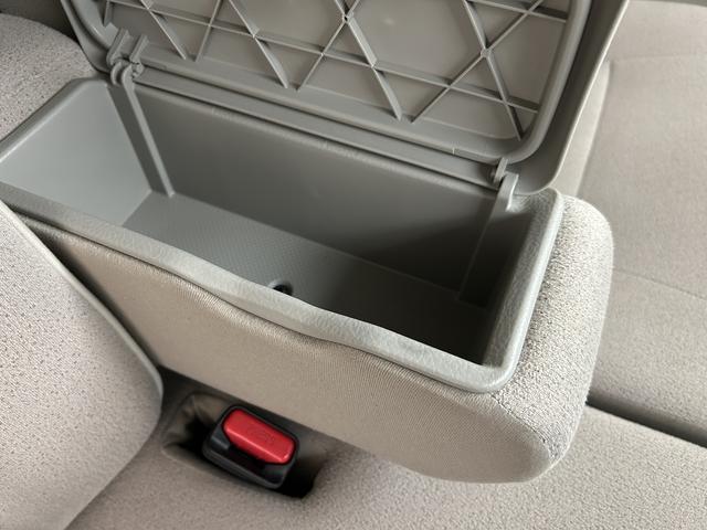 ムーヴキャンバスＧメイクアップＶＳ　ＳＡIII／４ＷＤ／純正ナビ／パノラマモ４ＷＤ／走行３．８万ｋｍ／純正７インチナビ／パノラマモニター／ＥＴＣ／両側パワースライドドア／ＬＥＤヘッドライト・フォグランプ／運転席シートヒーター／オートエアコン／キーフリー／車検整備渡し（大阪府）の中古車