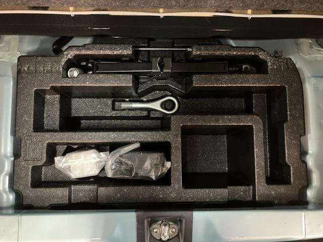 ミライースB SAIII 純正ナビ/バックカメラ/車検整備付き純正ナビ(NMZK−W69D)/バックカメラ/フルセグ/CD/DVD/USB/Bluetooth/ETC/キーレスエントリー/衝突軽減ブレーキ/平成31年式/走行3.4万キロ/車検整備付き(大阪府)の中古車