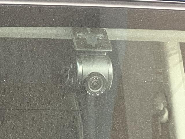 トールカスタムＧ　ターボ／９インチナビ／バックカメラ／前後ドラレコ１年間走行距離無制限保証／走行６．０万ｋｍ／純正９インチナビ／バックカメラ／前後ドラレコ／ＥＴＣ／両側パワースライドドア／ＬＥＤヘッドライト・フォグランプ／オートエアコン／キーフリー／車検整備渡し（大阪府）の中古車