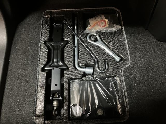 トールカスタムＧ　ターボ／９インチナビ／バックカメラ／前後ドラレコ１年間走行距離無制限保証／走行６．０万ｋｍ／純正９インチナビ／バックカメラ／前後ドラレコ／ＥＴＣ／両側パワースライドドア／ＬＥＤヘッドライト・フォグランプ／オートエアコン／キーフリー／車検整備渡し（大阪府）の中古車