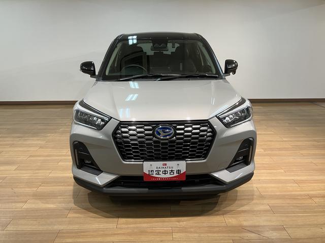 ロッキープレミアムＧ　ＨＥＶ　ナビ・前後ドラレコ・クルコンＲ５年式・走行距離３．４万キロ・純正７インチナビ・ナビ連動前後ドラレコ・クルーズコントロール・運転席／助手席シートヒーター・電子パーキング・ブレーキホールド・ＡＣ１００Ｖ電源・キーフリー２個（大阪府）の中古車