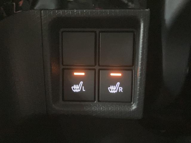 タントカスタムＲＳ／純正７インチナビ／バックカメラ／後席モニター令和５年式／走行１．７万ｋｍ／純正７インチナビ／バックカメラ／１０．１インチ後席モニター／ＥＴＣ／クルーズコントロール／前席シートヒーター／両側パワースライドドア／ＬＥＤヘッドライト・フォグランプ（大阪府）の中古車