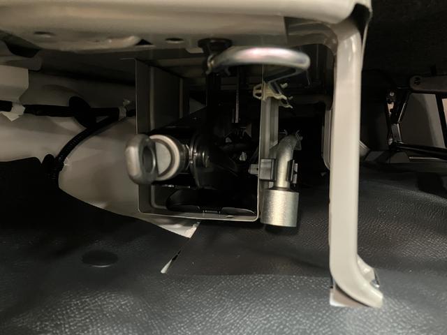 ハイゼットカーゴデッキバンＬ　令和７年式／走行６キロ／ＣＶＴデッキバン／令和７年式／走行６キロ／衝突軽減ブレーキ／パワーウィンド／アイドリングストップ／コーナーセンサー／（大阪府）の中古車