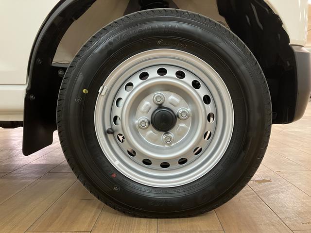 ハイゼットカーゴデッキバンＬ　令和７年式／走行６キロ／ＣＶＴデッキバン／令和７年式／走行６キロ／衝突軽減ブレーキ／パワーウィンド／アイドリングストップ／コーナーセンサー／（大阪府）の中古車