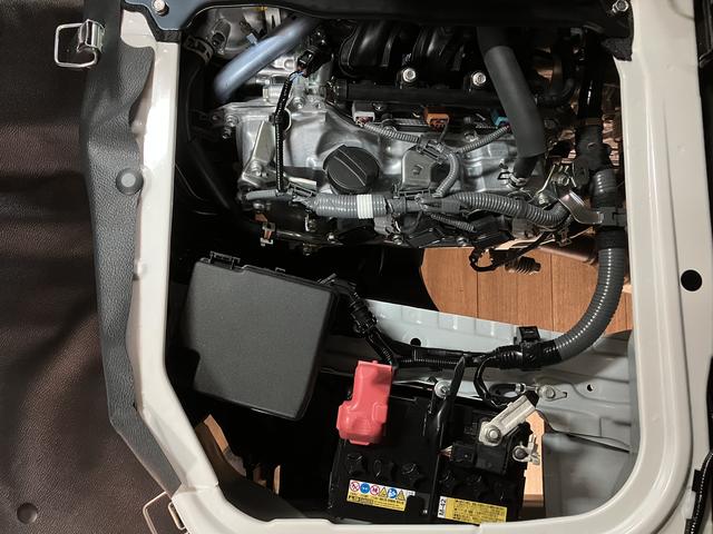 ハイゼットカーゴデッキバンＬ　令和７年式／走行６キロ／ＣＶＴデッキバン／令和７年式／走行６キロ／衝突軽減ブレーキ／パワーウィンド／アイドリングストップ／コーナーセンサー／（大阪府）の中古車