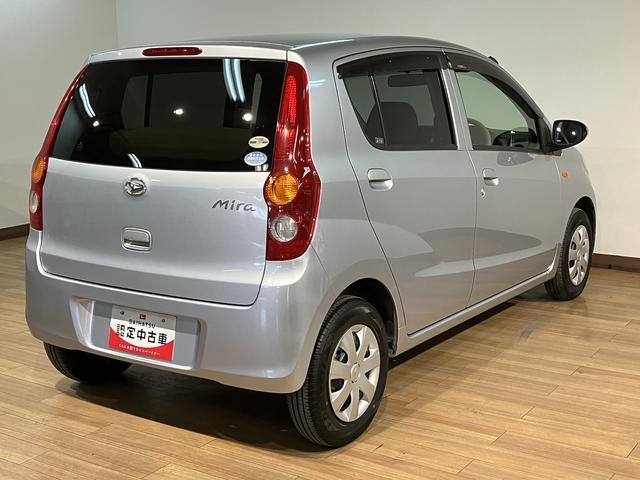 ミラＸリミテッド　ＥＲ　走行６．７万キロ／車検整備付き／ＣＤ平成２１年式／走行６．７万キロ／車検整備付き／ＣＤステレオ／電動格納式ドアミラー／キーレスエントリー／シートリフター／（大阪府）の中古車