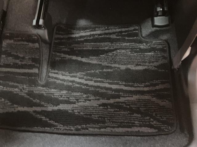 ミラＸリミテッド　ＥＲ　走行６．７万キロ／車検整備付き／ＣＤ平成２１年式／走行６．７万キロ／車検整備付き／ＣＤステレオ／電動格納式ドアミラー／キーレスエントリー／シートリフター／（大阪府）の中古車