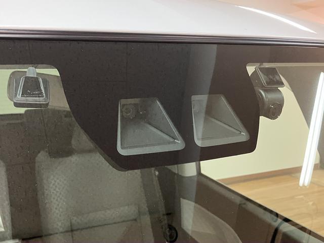 タントＸ　純正ナビ／バックカメラ／前後ドラレコ令和４年式／走行４．０万キロ／純正ナビ（ＮＭＺＫ−Ｗ７２Ｄ）／Ｂｌｕｅｔｏｏｔｈ／フルセグ／ＣＤ／ＤＶＤ／バックカメラ／前後ドラレコ／ＥＴＣ／ＬＥＤヘッドライト／衝突軽減ブレーキ／キーフリー／助手席側（大阪府）の中古車