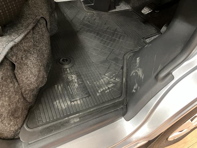 ハイゼットカーゴクルーズＳＡIII　ビジネスパック／タイヤ４本交換令和２年式／走行３．９万キロ／車検整備付き／ＥＴＣ／ビジネスパック／衝突軽減ブレーキ／タイヤ４本交換／電動格納式ドアミラー／パワーウィンド／アイドリングストップ／ＡＭ／ＦＭラジオ／（大阪府）の中古車