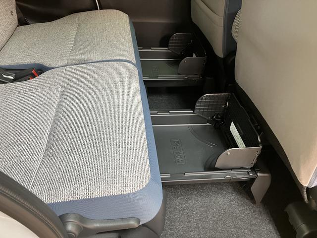 ムーヴキャンバスストライプスＧ／９インチディスプレイオーディオ／両側パワスラ新車保証継承／走行４ｋｍ／９インチディスプレイオーディオ／パノラマ／両側パワースライドドア／ＬＥＤヘッドライト・フォグランプ／前席シートヒーター／ホットカップホルダー／オートハイビーム／ワイヤレス充電（大阪府）の中古車