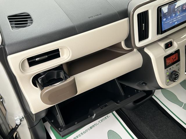 ムーヴキャンバスＧメイクアップリミテッド　ＳＡIII　純正ナビ／パノラマ純正ナビ（ＮＳＺＰ−Ｗ６９Ｄ）／ＣＤ／ＤＶＤ／フルセグ／Ｂｌｕｅｔｏｏｔｈ／車検整備付き／パノラマモニター／ドラレコ／ＥＴＣ／両側パワースライドドア／キーフリー／ＬＥＤヘッドライト／フォグランプ／（大阪府）の中古車