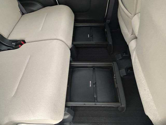 ムーヴキャンバスＧメイクアップリミテッド　ＳＡIII　純正ナビ／パノラマ純正ナビ（ＮＳＺＰ−Ｗ６９Ｄ）／ＣＤ／ＤＶＤ／フルセグ／Ｂｌｕｅｔｏｏｔｈ／車検整備付き／パノラマモニター／ドラレコ／ＥＴＣ／両側パワースライドドア／キーフリー／ＬＥＤヘッドライト／フォグランプ／（大阪府）の中古車