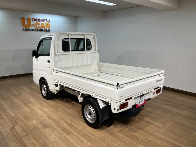 ハイゼットトラックスタンダード/走行5.9万km/AM・FMラジオ/平成28年1年間走行距離無制限保証/平成28年式/走行5.9万km/AM・FMラジオ/3AT/ハロゲンヘッドライト/マニュアルエアコン/マット/バイザー/車検整備渡し(大阪府)の中古車