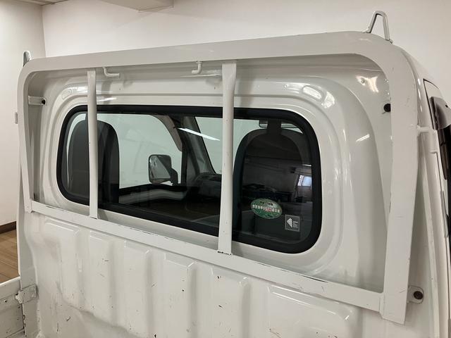 ハイゼットトラックスタンダード/走行5.9万km/AM・FMラジオ/平成28年1年間走行距離無制限保証/平成28年式/走行5.9万km/AM・FMラジオ/3AT/ハロゲンヘッドライト/マニュアルエアコン/マット/バイザー/車検整備渡し(大阪府)の中古車