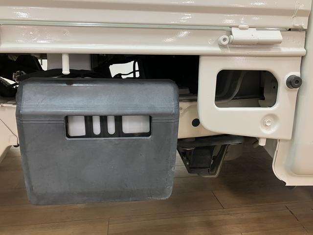 ハイゼットトラックスタンダード/走行5.9万km/AM・FMラジオ/平成28年1年間走行距離無制限保証/平成28年式/走行5.9万km/AM・FMラジオ/3AT/ハロゲンヘッドライト/マニュアルエアコン/マット/バイザー/車検整備渡し(大阪府)の中古車