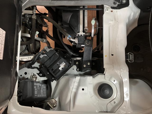 ハイゼットトラックスタンダード/走行5.9万km/AM・FMラジオ/平成28年1年間走行距離無制限保証/平成28年式/走行5.9万km/AM・FMラジオ/3AT/ハロゲンヘッドライト/マニュアルエアコン/マット/バイザー/車検整備渡し(大阪府)の中古車