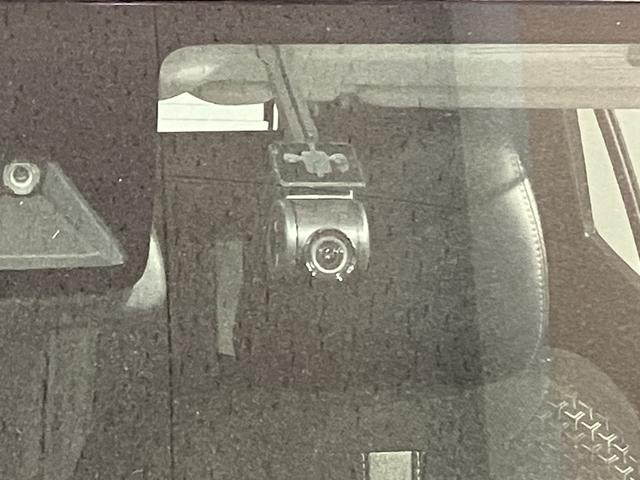 ロッキープレミアムG 純正ナビ・前後ドラレコ・ETC車載器・クルコン令和4年式・走行距離2.7万キロ・クルーズコントロール・純正7インチスタンダードナビ・前後ドラレコ・ETC車載器・バックモニター・前席シートヒーター・電子パーキングブレーキ・LEDヘッドライト(大阪府)の中古車