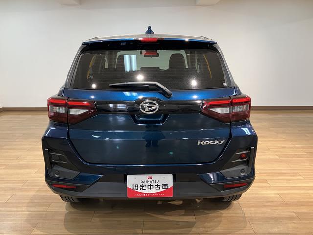 ロッキープレミアムG 純正ナビ・前後ドラレコ・ETC車載器・クルコン令和4年式・走行距離2.7万キロ・クルーズコントロール・純正7インチスタンダードナビ・前後ドラレコ・ETC車載器・バックモニター・前席シートヒーター・電子パーキングブレーキ・LEDヘッドライト(大阪府)の中古車