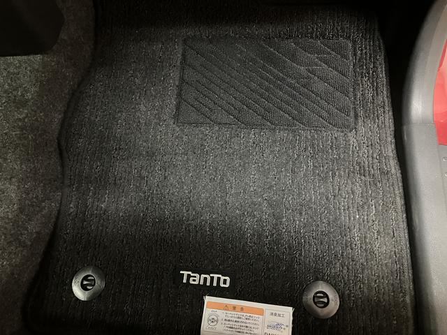 タントカスタムＸ・純正ナビ・バックモニター・片側スライドドア純正７インチナビ／バックモニター／走行２．８万ｋｍ／Ｂｌｕｅｔｏｏｔｈ／ＵＳＢ接続／純正１４インチアルミホイール／プッシュスタート／電動格納ドアミラー／左側パワースライドドア／マット／バイザー（大阪府）の中古車