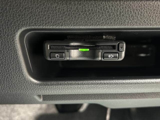 ムーヴキャンバスストライプスＧターボ／令和５年式／純正１０インチナビ令和５年式／走行２．３万キロ／純正１０インチナビ／両側パワースライドドア／ＬＥＤヘッドライト・フォグランプ／前席シートヒーター／ホットカップホルダー／オートエアコン／キーフリー（大阪府）の中古車