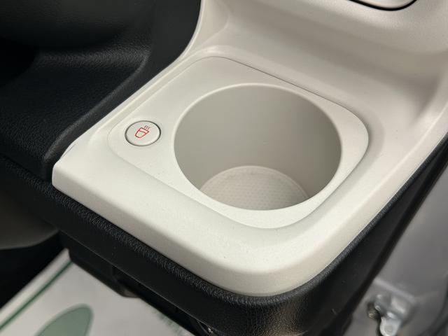 ムーヴキャンバスストライプスＧターボ／令和５年式／純正１０インチナビ令和５年式／走行２．３万キロ／純正１０インチナビ／両側パワースライドドア／ＬＥＤヘッドライト・フォグランプ／前席シートヒーター／ホットカップホルダー／オートエアコン／キーフリー（大阪府）の中古車