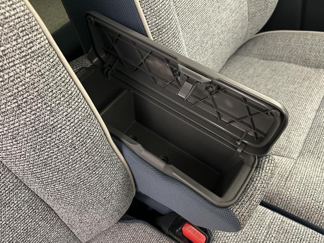 ムーヴキャンバスストライプスＧターボ／令和５年式／純正１０インチナビ令和５年式／走行２．３万キロ／純正１０インチナビ／両側パワースライドドア／ＬＥＤヘッドライト・フォグランプ／前席シートヒーター／ホットカップホルダー／オートエアコン／キーフリー（大阪府）の中古車