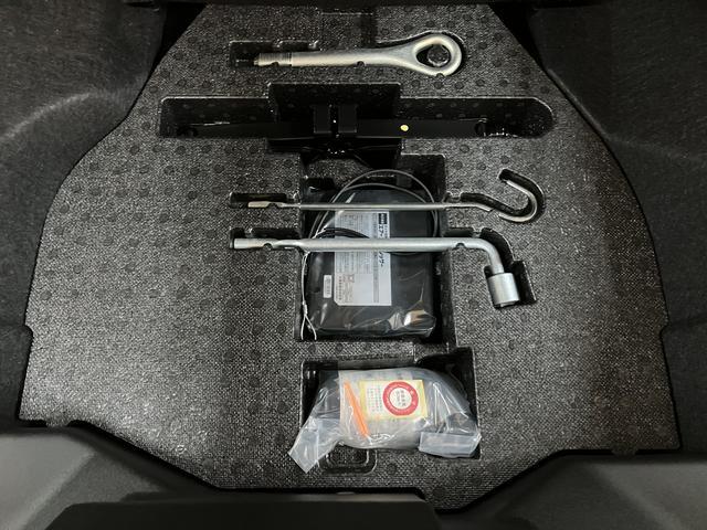 コペンエクスプレイ／走行０．６万ｋｍ／ＣＤチューナー／ＥＴＣ１年間保証／走行０．６万ｋｍ／ＣＤチューナー／ＥＴＣ／シートヒーター／ステアリングスイッチ／アルミホイール／オートエアコン／キーフリー／ＬＥＤヘッドライト／ハロゲンフォグライト／車検整備渡し（大阪府）の中古車