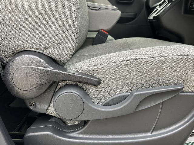 タントＸ　純正ナビ／バックカメラ／前後ドラレコ令和５年式／走行３．３万キロ／車検整備付き／純正ナビ（ＮＭＺＫ−Ｗ７３Ｄ）／ＣＤ／ＤＶＤ／フルセグ／Ｂｌｕｅｔｏｏｔｈ／ＬＥＤヘッドライト／片側パワースライド／電動パーキングブレーキ／ホールド機能／（大阪府）の中古車