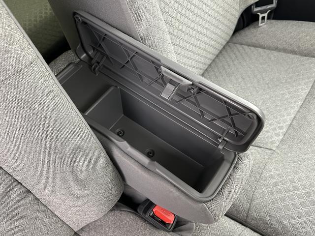 タントＸ　純正ナビ／バックカメラ／前後ドラレコ令和５年式／走行３．３万キロ／車検整備付き／純正ナビ（ＮＭＺＫ−Ｗ７３Ｄ）／ＣＤ／ＤＶＤ／フルセグ／Ｂｌｕｅｔｏｏｔｈ／ＬＥＤヘッドライト／片側パワースライド／電動パーキングブレーキ／ホールド機能／（大阪府）の中古車