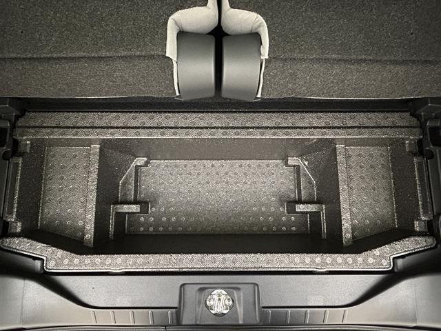 タントＸ　純正ナビ／バックカメラ／前後ドラレコ令和５年式／走行３．３万キロ／車検整備付き／純正ナビ（ＮＭＺＫ−Ｗ７３Ｄ）／ＣＤ／ＤＶＤ／フルセグ／Ｂｌｕｅｔｏｏｔｈ／ＬＥＤヘッドライト／片側パワースライド／電動パーキングブレーキ／ホールド機能／（大阪府）の中古車