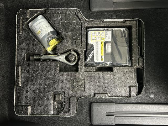 タントＸ　純正ナビ／バックカメラ／前後ドラレコ令和５年式／走行３．３万キロ／車検整備付き／純正ナビ（ＮＭＺＫ−Ｗ７３Ｄ）／ＣＤ／ＤＶＤ／フルセグ／Ｂｌｕｅｔｏｏｔｈ／ＬＥＤヘッドライト／片側パワースライド／電動パーキングブレーキ／ホールド機能／（大阪府）の中古車