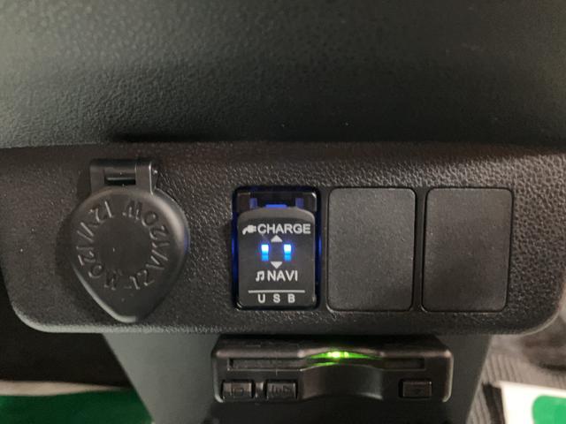 ミライースＸ　ＳＡIII／純正７インチナビ／ＥＴＣ／マット／バイザー純正７インチナビ（ＮＭＺＫーＷ７１Ｄ）／走行２．１万キロ／ＥＴＣ／オートハイビーム／ＬＥＤヘッドライト／電動格納ドアミラー／マット／バイザー／ＵＳＢ／キーレスエントリー／車検整備渡し（大阪府）の中古車