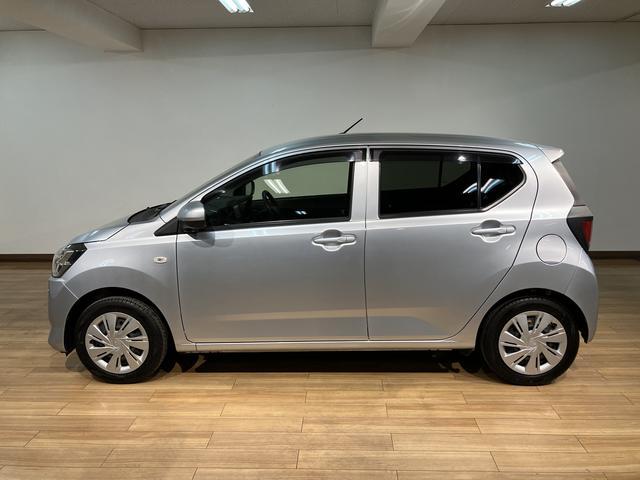 ミライースＸ　ＳＡIII／純正７インチナビ／ＥＴＣ／マット／バイザー純正７インチナビ（ＮＭＺＫーＷ７１Ｄ）／走行２．１万キロ／ＥＴＣ／オートハイビーム／ＬＥＤヘッドライト／電動格納ドアミラー／マット／バイザー／ＵＳＢ／キーレスエントリー／車検整備渡し（大阪府）の中古車