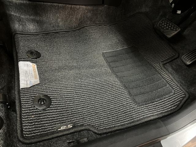 ミライースＸ　ＳＡIII／純正７インチナビ／ＥＴＣ／マット／バイザー純正７インチナビ（ＮＭＺＫーＷ７１Ｄ）／走行２．１万キロ／ＥＴＣ／オートハイビーム／ＬＥＤヘッドライト／電動格納ドアミラー／マット／バイザー／ＵＳＢ／キーレスエントリー／車検整備渡し（大阪府）の中古車