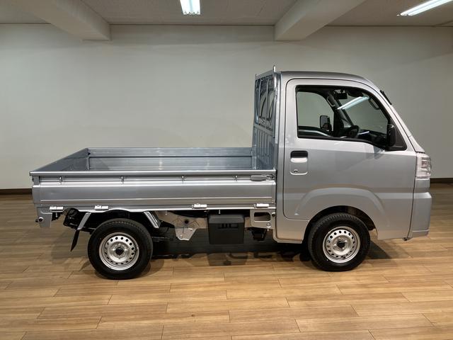 ハイゼットトラックスタンダード／Ｒ７年式／走行０．３万キロ／新車保証継承／令和７年式／走行０．３万キロ／２ＷＤ／ＣＶＴ／新車保証継承／障害物センサー／衝突軽減ブレーキ／横滑り防止装置／エアコン／パワステ／ＦＭ＆ＡＭラジオ／オートライト／アイドリングストップ／（大阪府）の中古車