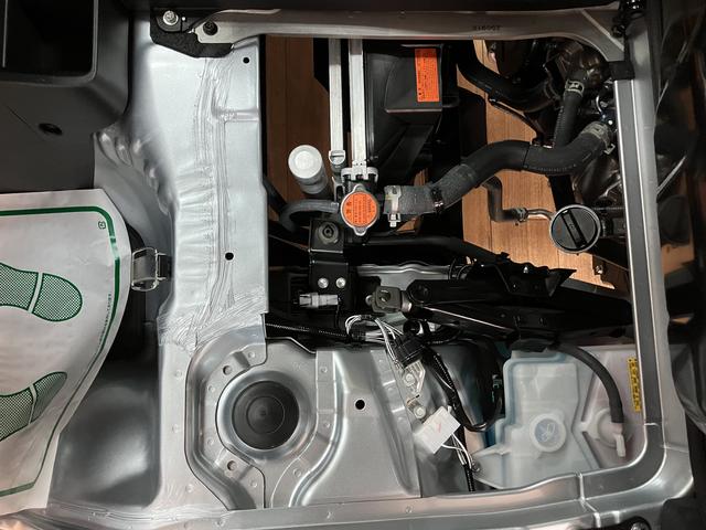 ハイゼットトラックスタンダード／Ｒ７年式／走行０．３万キロ／新車保証継承／令和７年式／走行０．３万キロ／２ＷＤ／ＣＶＴ／新車保証継承／障害物センサー／衝突軽減ブレーキ／横滑り防止装置／エアコン／パワステ／ＦＭ＆ＡＭラジオ／オートライト／アイドリングストップ／（大阪府）の中古車