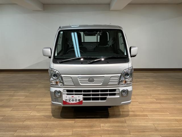 クリッパートラックＧＸ　パートタイム４ＷＤ／ナビ／ドラレコ／ＬＥＤヘッドライト令和６年式／走行０．６万キロ／パートタイム４ＷＤ／ナビ／ドラレコ／ＬＥＤヘッドライト／衝突軽減ブレーキ／キーレスエントリー／パワーウィンド／電動格納式ドアミラー／オートライト（大阪府）の中古車