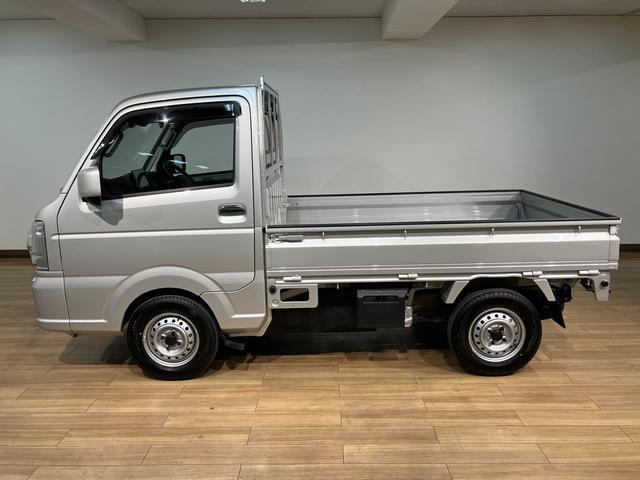 クリッパートラックＧＸ　パートタイム４ＷＤ／ナビ／ドラレコ／ＬＥＤヘッドライト令和６年式／走行０．６万キロ／パートタイム４ＷＤ／ナビ／ドラレコ／ＬＥＤヘッドライト／衝突軽減ブレーキ／キーレスエントリー／パワーウィンド／電動格納式ドアミラー／オートライト（大阪府）の中古車