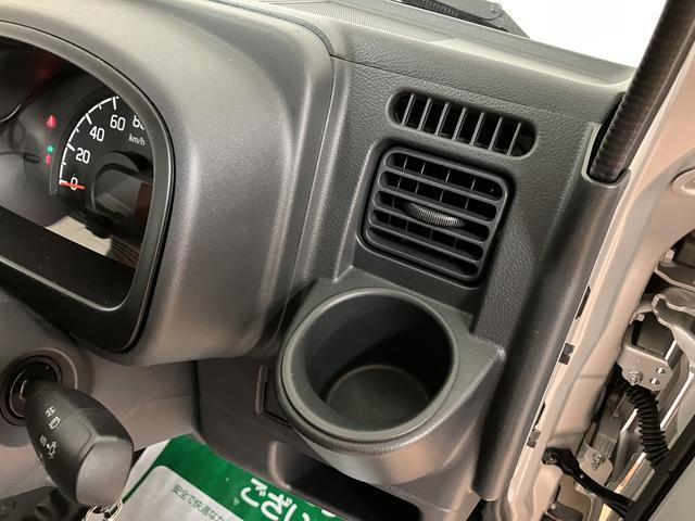 クリッパートラックＧＸ　パートタイム４ＷＤ／ナビ／ドラレコ／ＬＥＤヘッドライト令和６年式／走行０．６万キロ／パートタイム４ＷＤ／ナビ／ドラレコ／ＬＥＤヘッドライト／衝突軽減ブレーキ／キーレスエントリー／パワーウィンド／電動格納式ドアミラー／オートライト（大阪府）の中古車