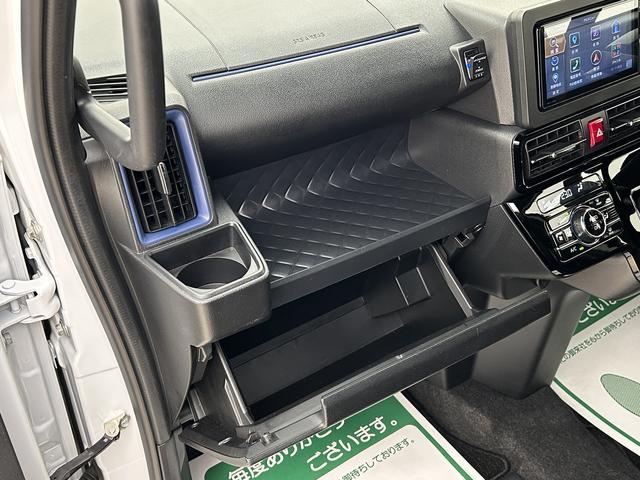 タントカスタムＲＳスタイルセレクション／ナビ／バックカメラ／ＥＴＣ１年間走行距離無制限保証／走行３．８万ｋｍ／純正７インチナビ／バックカメラ／前後ドラレコ／ＥＴＣ／クルーズコントロール／前席シートヒーター／両側パワースライドドア／ＬＥＤヘッドライト・フォグランプ（大阪府）の中古車
